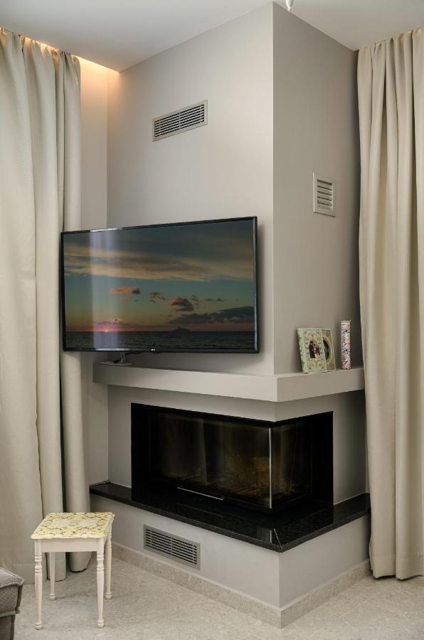 Diamond Dream III Apartment Kalamaki  Ngoại thất bức ảnh