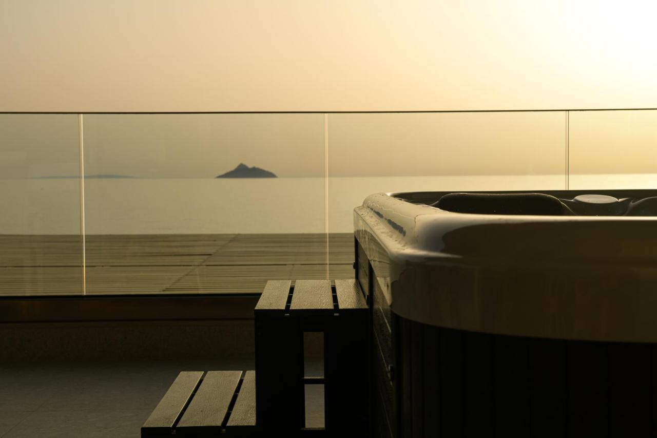 Diamond Dream III Apartment Kalamaki  Ngoại thất bức ảnh